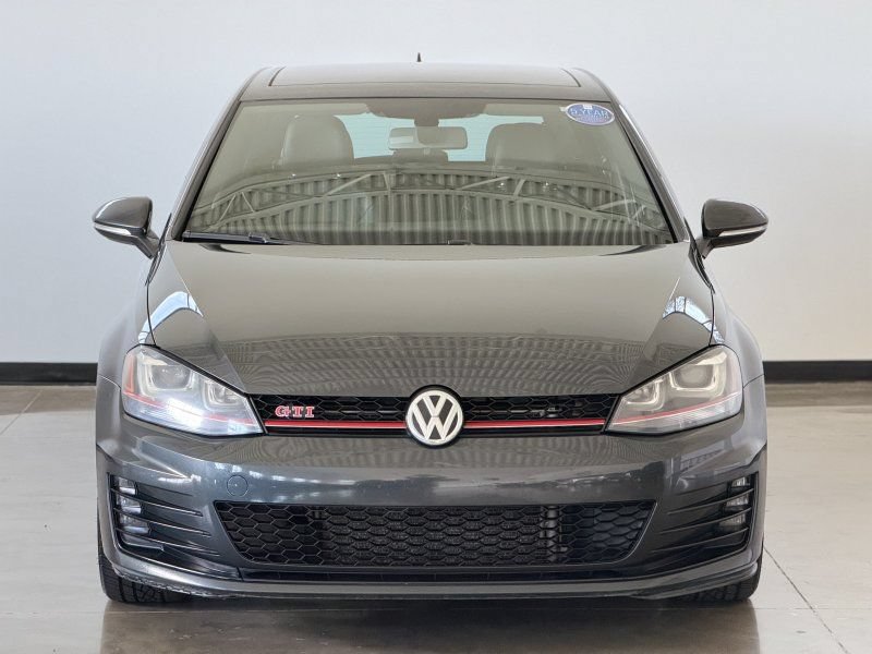 Used 2017 Volkswagen GTI SE FWD image 2