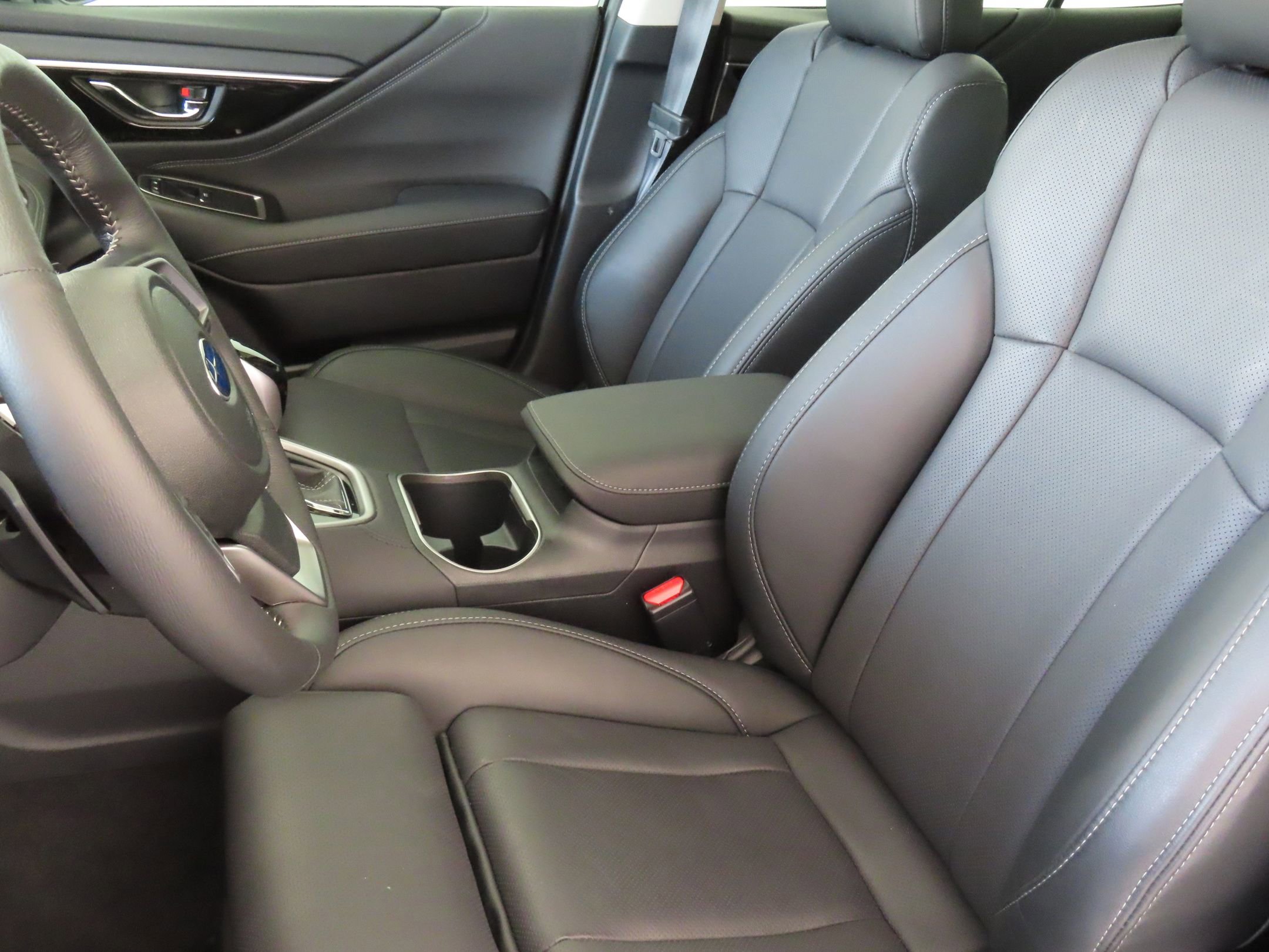 Used 2025 Subaru Legacy Limited image 13