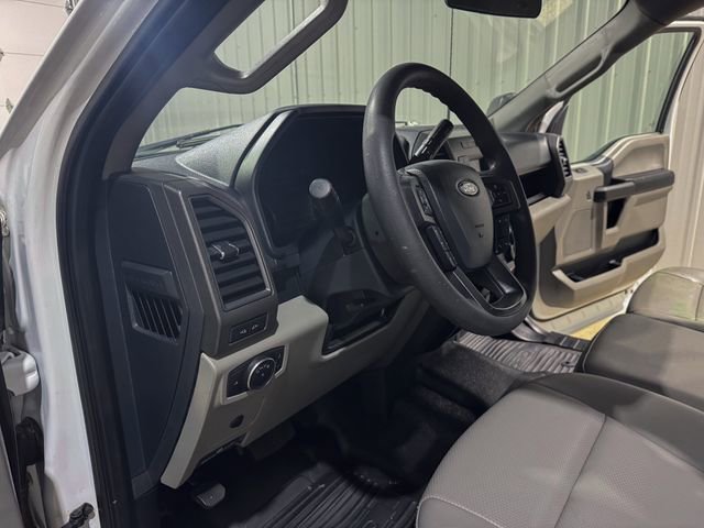 Used 2022 Ford F350 XL w/ Power Equipment Group image 11