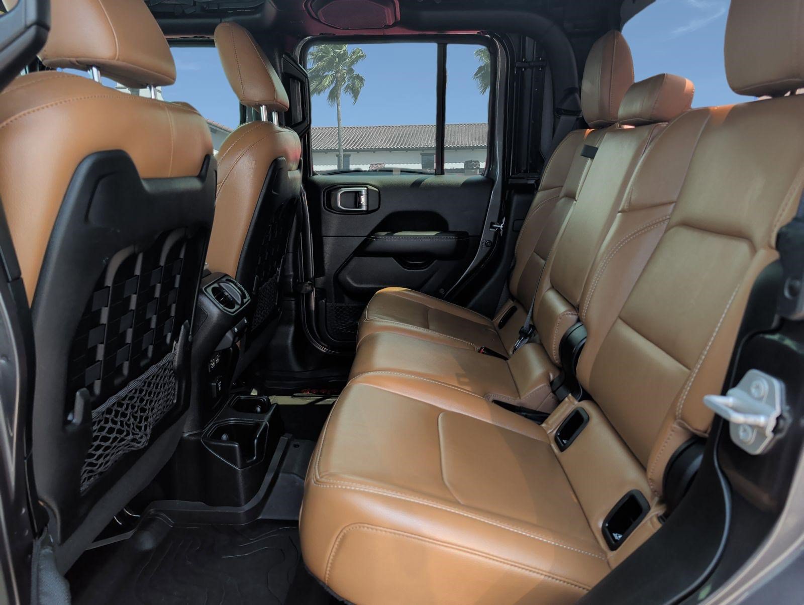 Used 2021 Jeep Gladiator Rubicon AWD/4WD image 28