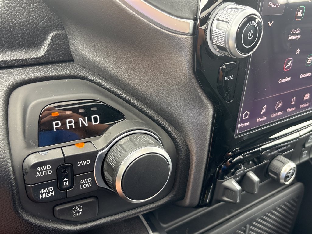 New 2026 RAM 1500 Big Horn AWD/4WD image 17