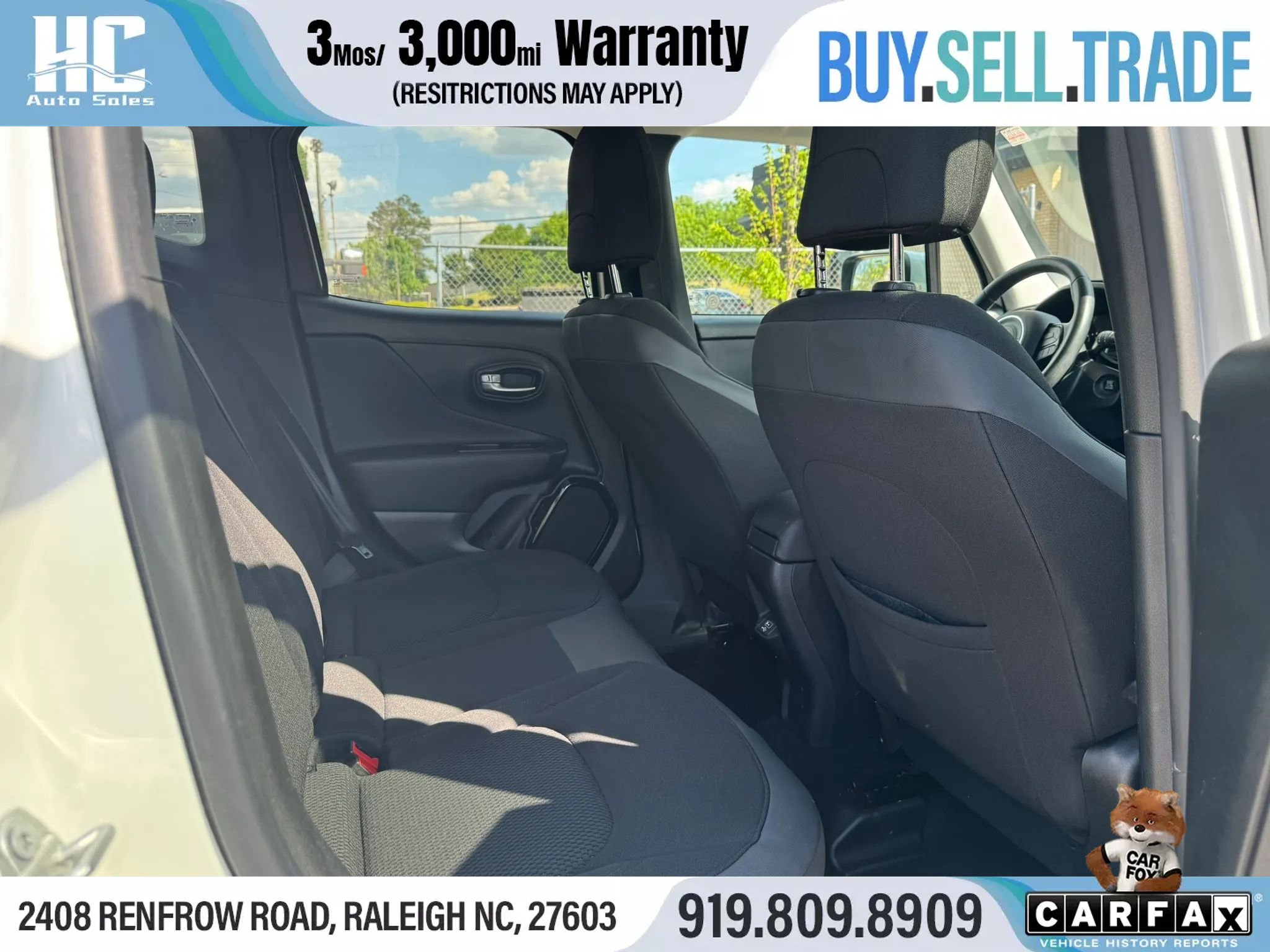 Used 2018 Jeep Renegade Altitude w/ UConnect 8.4 Nav Group FWD image 18