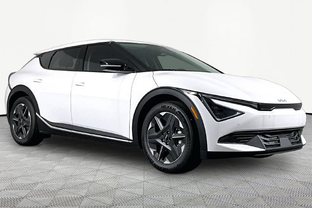 New 2026 Kia EV6 Light RWD image 3