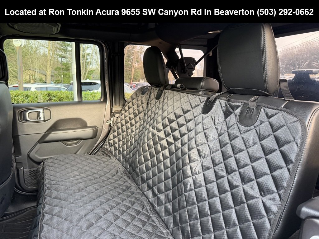 Used 2022 Jeep Wrangler Unlimited Sahara 4xe image 26