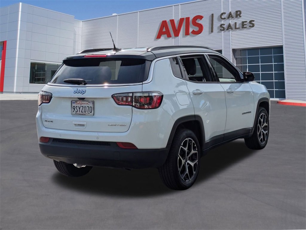 Used 2025 Jeep Compass Limited image 6