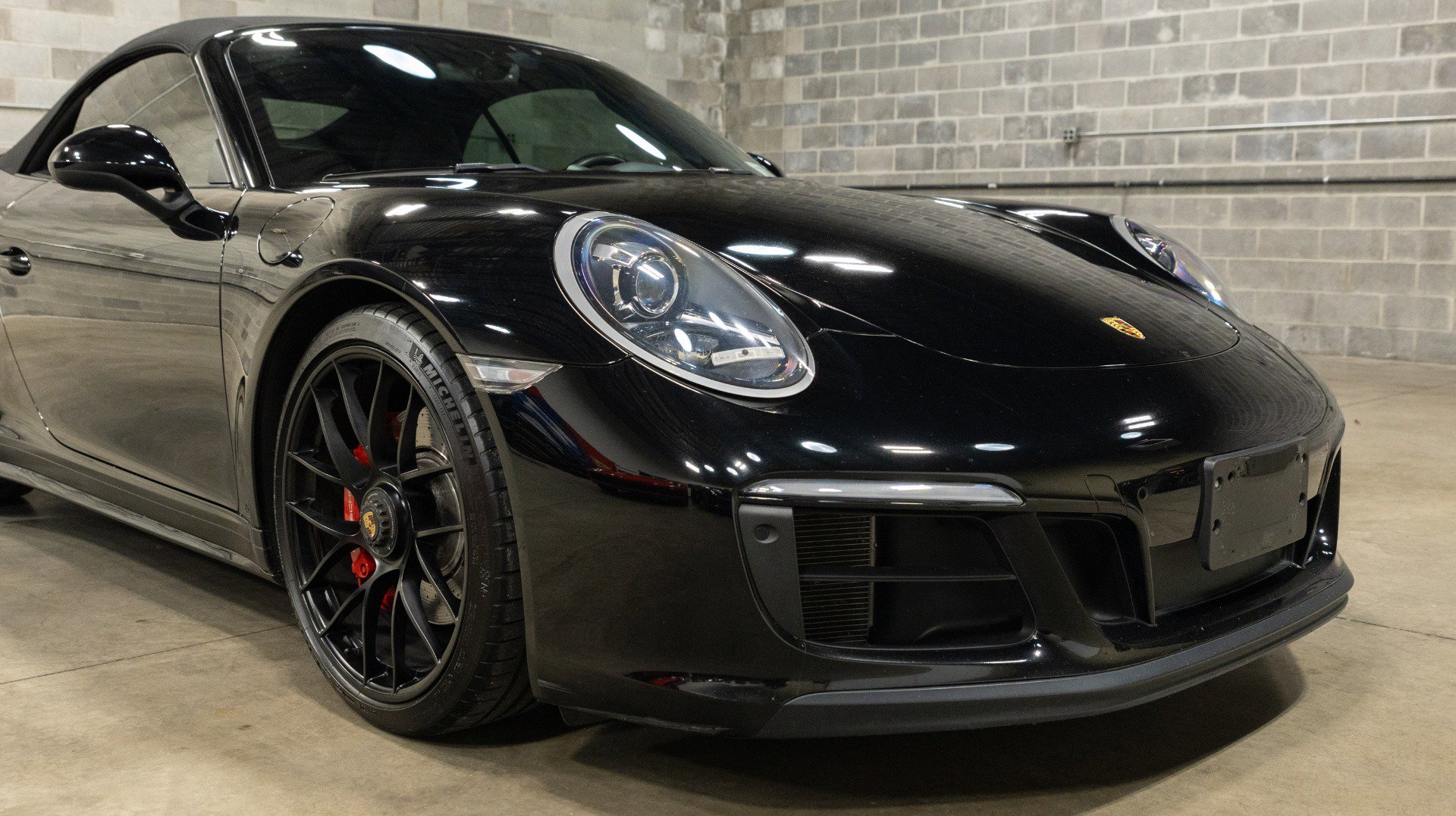 Used 2019 Porsche 911 Carrera 4 GTS image 12