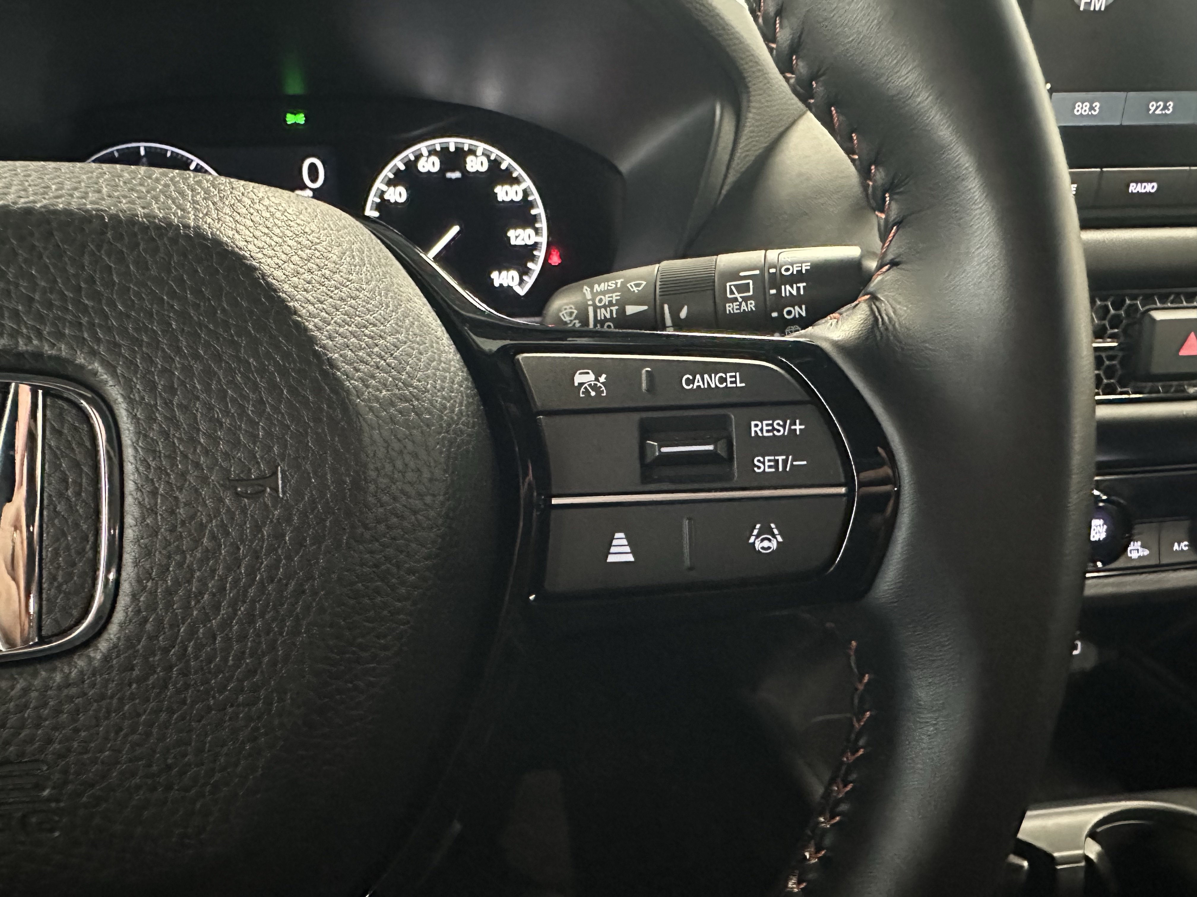 Used 2025 Honda HR-V Sport image 12