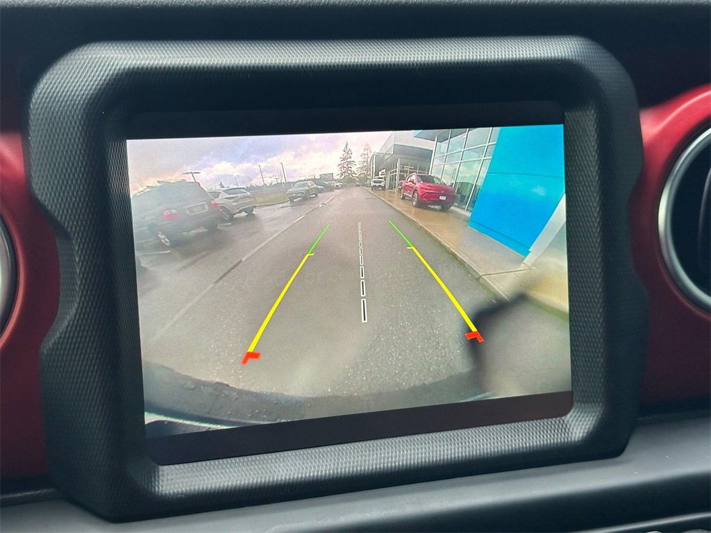 Used 2023 Jeep Wrangler Unlimited Rubicon w/ Cold Weather Group image 25