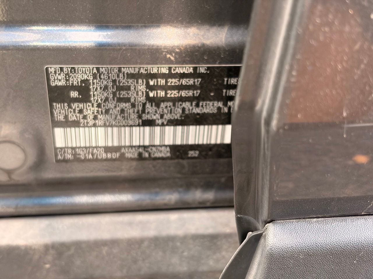 Used 2019 Toyota RAV4 XLE AWD/4WD image 10
