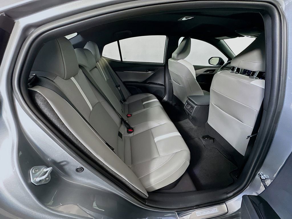 Certified 2025 Toyota Camry SE w/ Convenience Package image 27