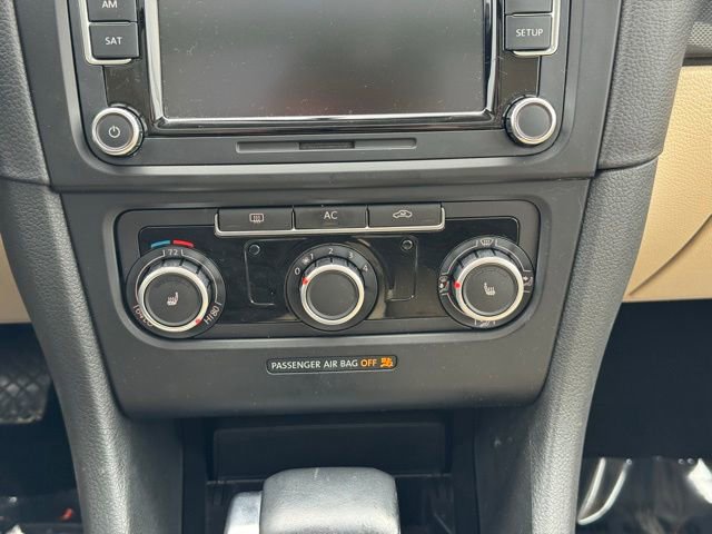Used 2011 Volkswagen Jetta TDI FWD image 12