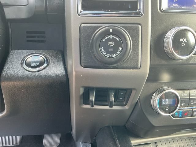 Used 2020 Ford Expedition Max XLT w/ Equipment Group 202A AWD/4WD image 24