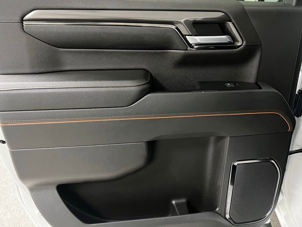 Used 2023 GMC Sierra 1500 AT4 w/ Technology Package image 46