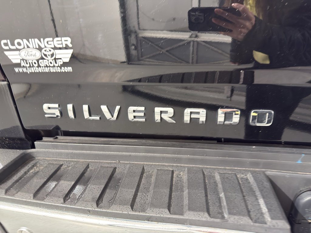 Used 2017 Chevrolet Silverado 2500 LTZ w/ Duramax Plus Package image 9