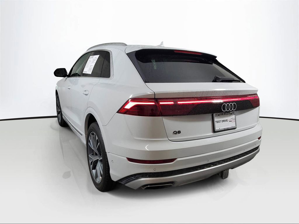 Used 2025 Audi Q8 Premium Plus AWD/4WD image 4