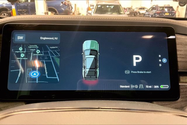 Used 2023 Rivian R1S Adventure AWD/4WD image 19