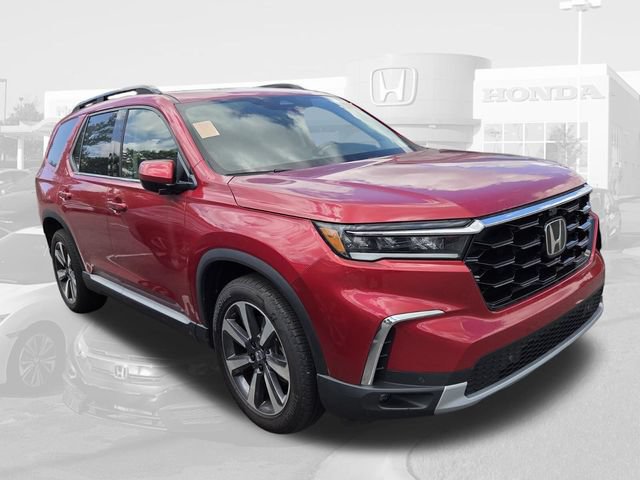 Used 2024 Honda Pilot Elite image 4