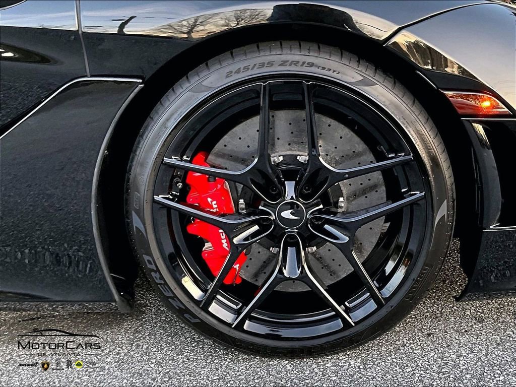 Used 2026 McLaren 750S Spider image 27