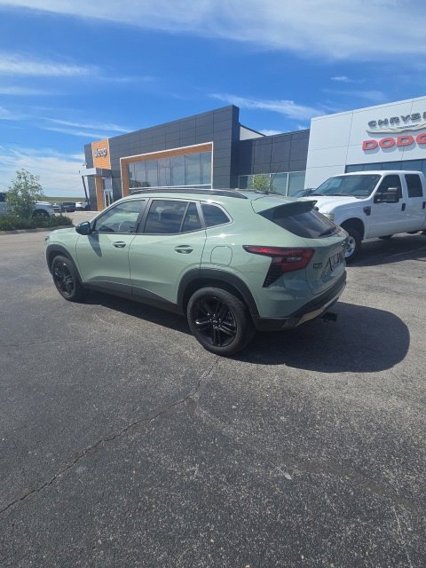Used 2026 Chevrolet Trax ACTIV FWD image 10