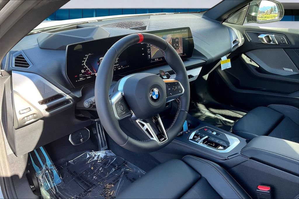 Used 2026 BMW M235i xDrive w/ Technology Package AWD/4WD image 7