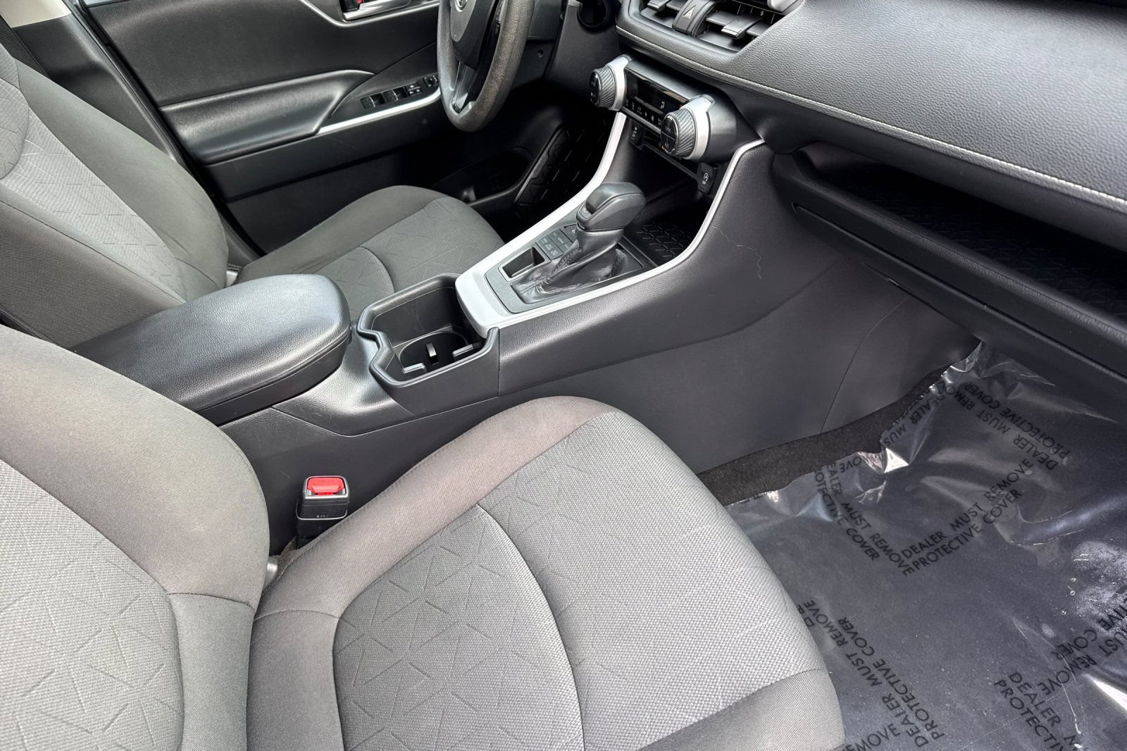 Used 2023 Toyota RAV4 XLE AWD/4WD image 15