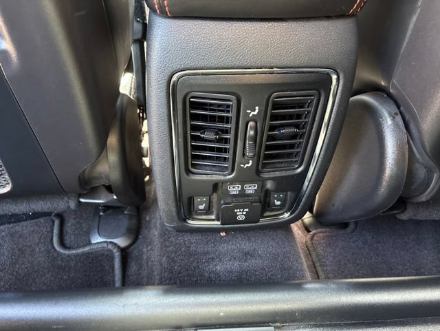 Used 2016 Jeep Grand Cherokee Limited 75th Anniversary RWD image 15