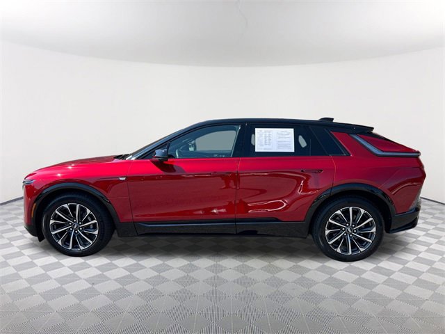 Used 2025 Cadillac Lyriq Sport image 8