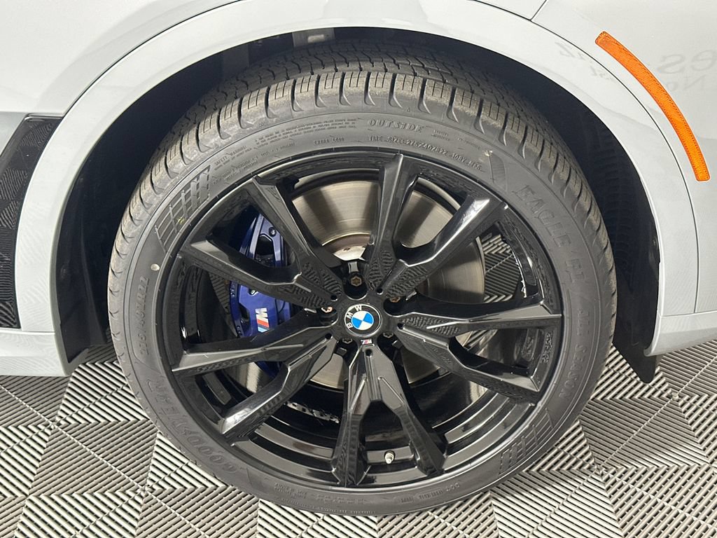 Used 2024 BMW X7 M60i w/ Executive Package AWD/4WD image 12