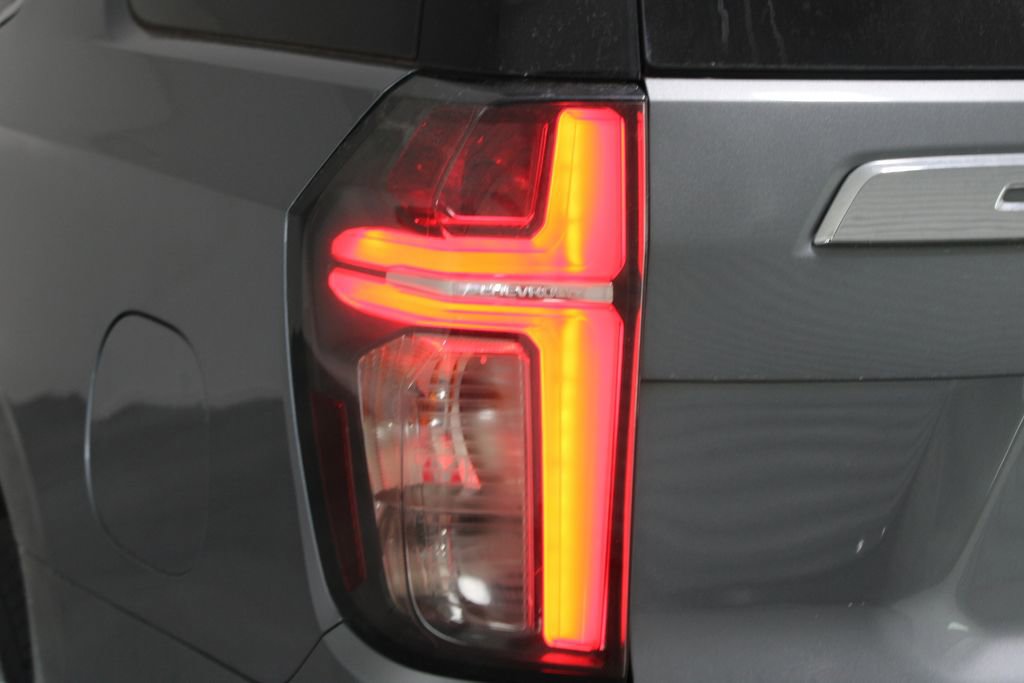 Used 2022 Chevrolet Tahoe LT w/ Luxury Package RWD image 50