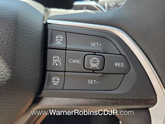 New 2026 Jeep Grand Cherokee L Limited w/ Limited Altitude Package RWD image 27