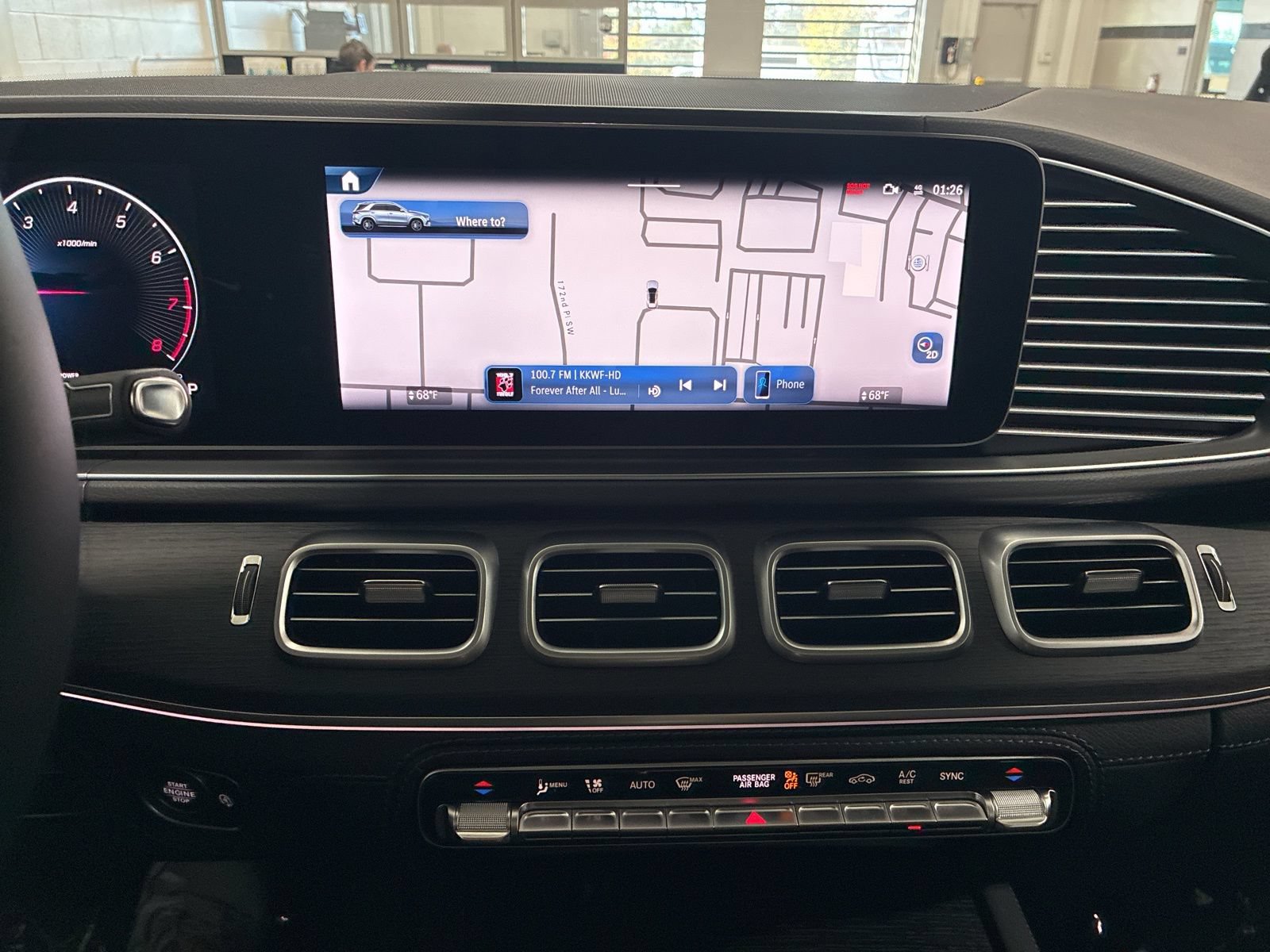 New 2026 Mercedes-Benz GLE 580 4MATIC image 13