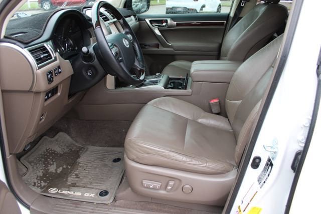 Used 2019 Lexus GX 460 Premium AWD/4WD image 17