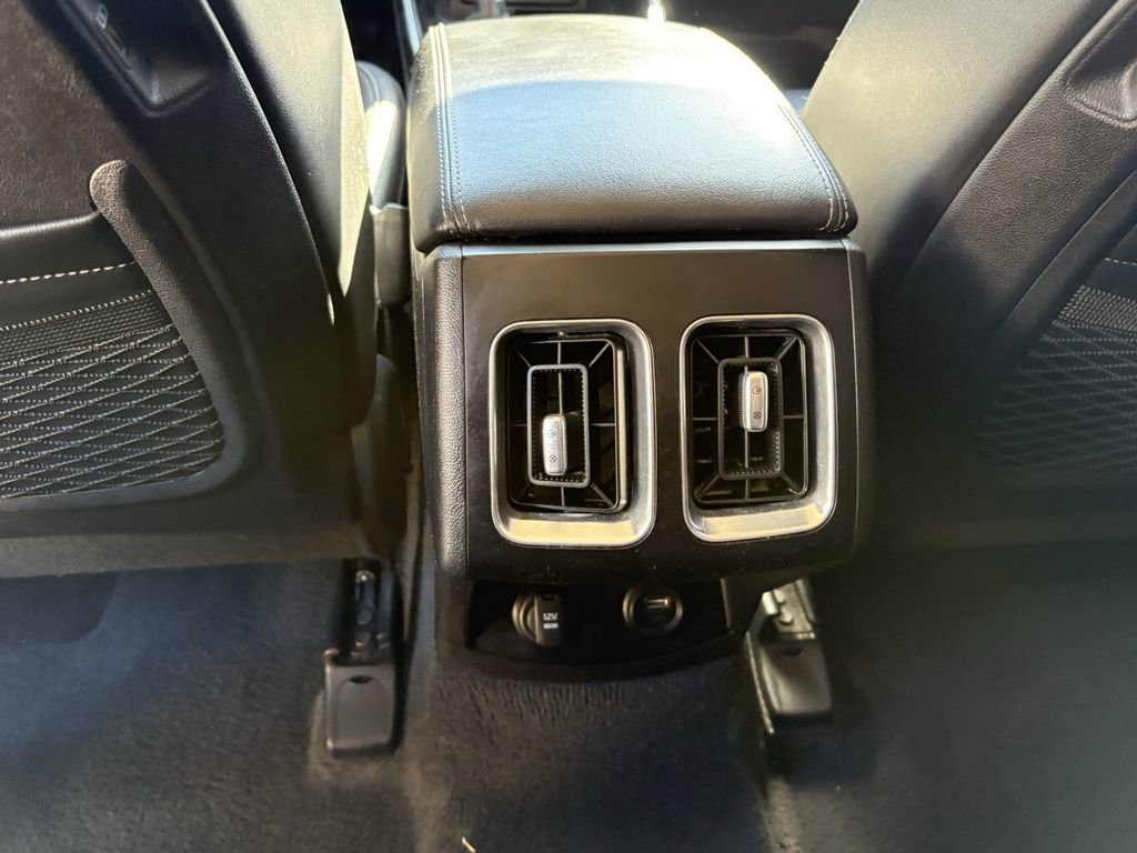 Used 2022 Kia Sorento EX image 25