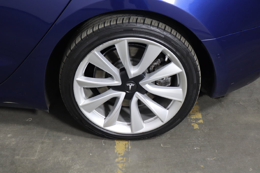 Used 2019 Tesla Model 3 Standard Range Plus RWD image 45