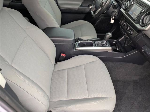 Used 2018 Toyota Tacoma SR5 AWD/4WD image 19