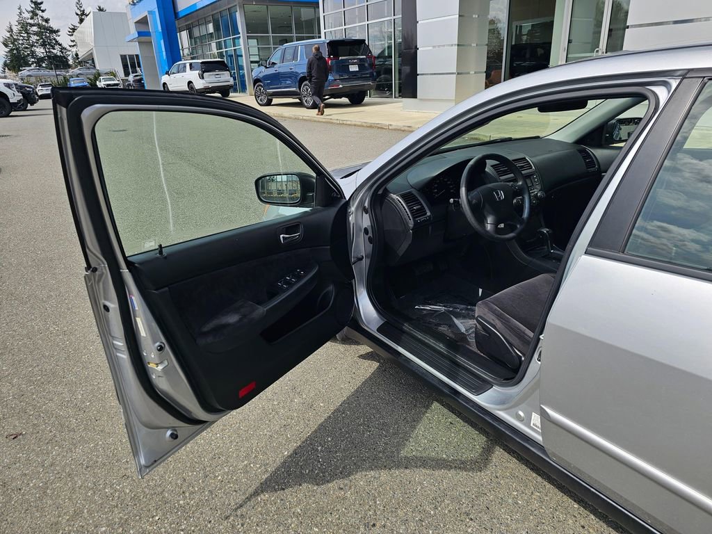 Used 2007 Honda Accord VP image 18