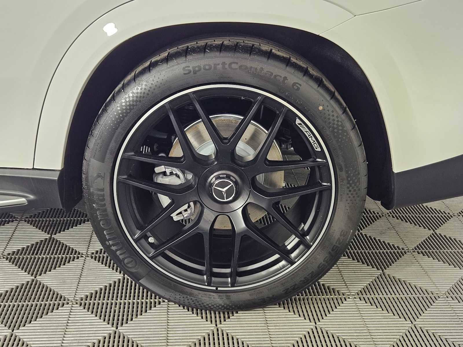 New 2025 Mercedes-Benz GLE 53 AMG 4MATIC Coupe image 13