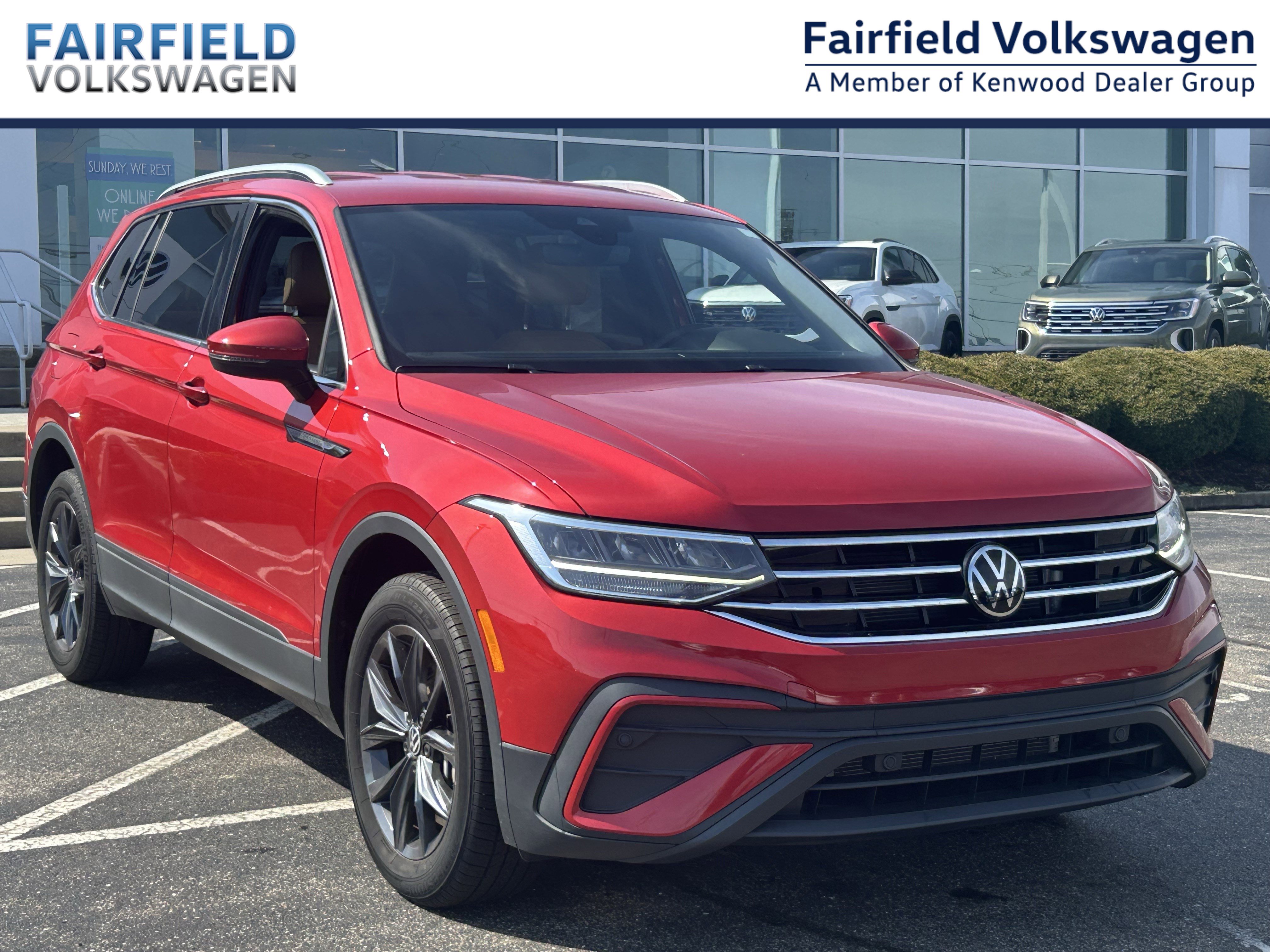 Certified 2023 Volkswagen Tiguan SE image 1