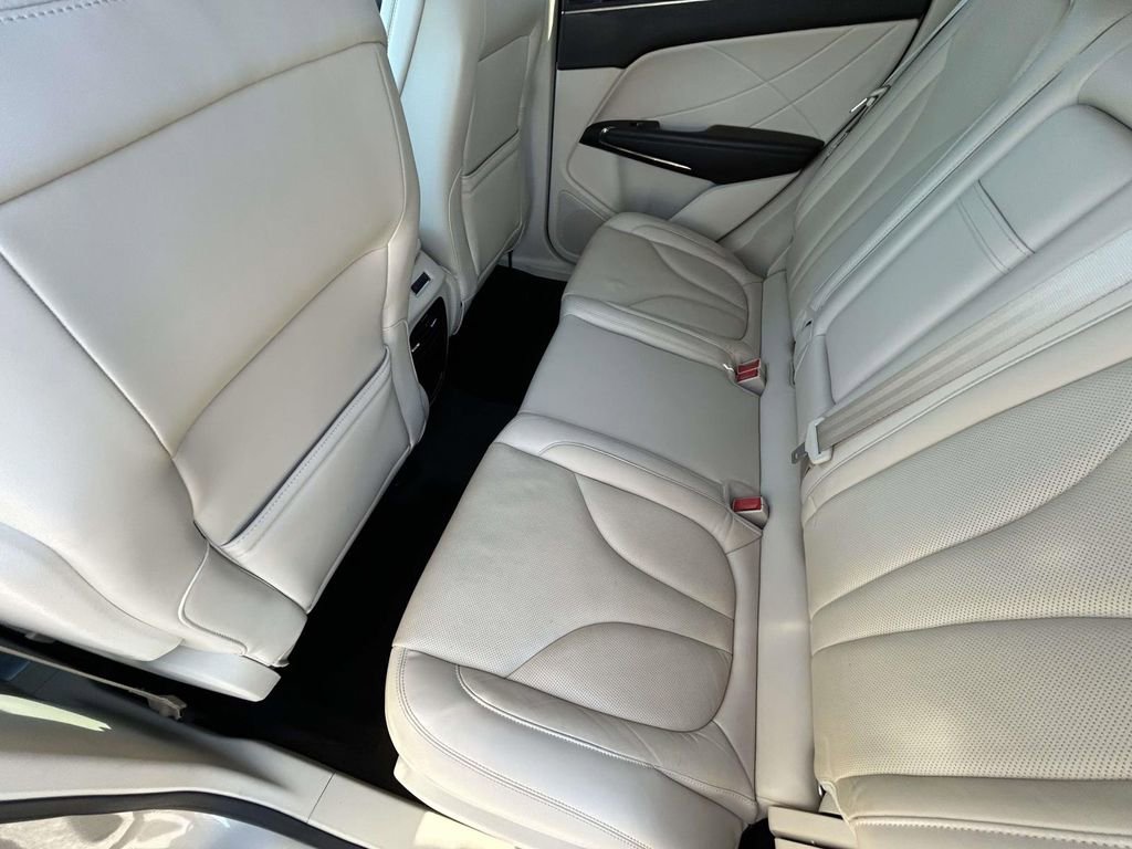 Used 2015 Lincoln MKC Base w/ Equipment Group 102A Reserve image 17