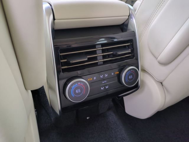 Used 2023 Land Rover Range Rover SE AWD/4WD image 13