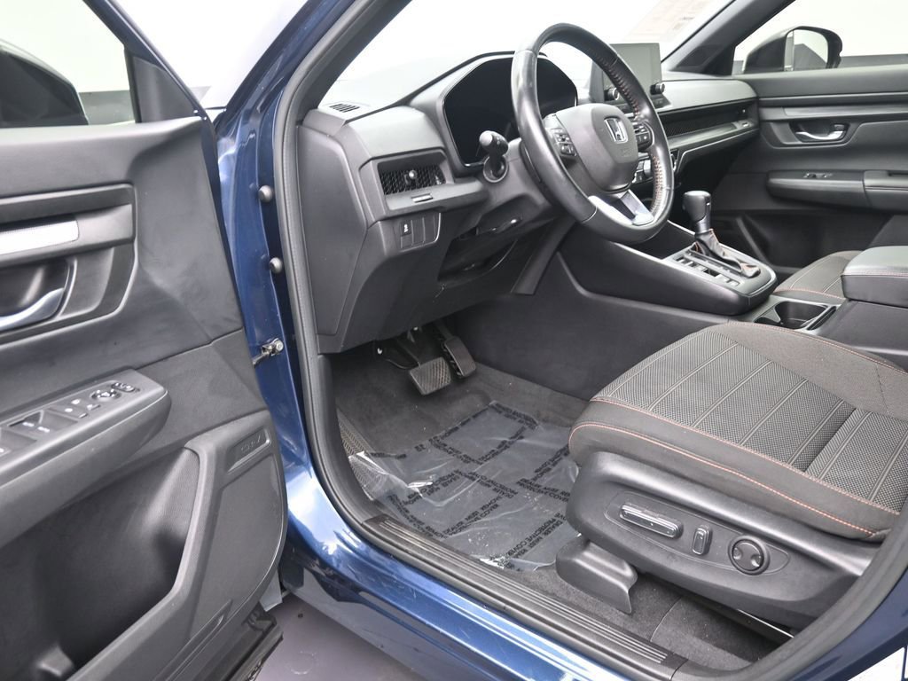 Used 2023 Honda CR-V Sport image 13