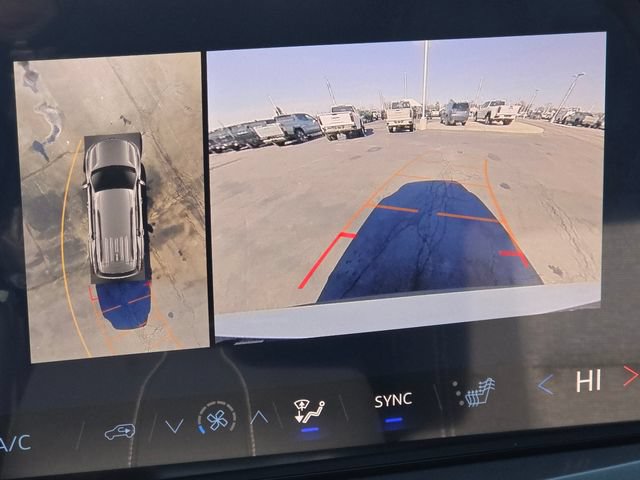 New 2026 Chevrolet Traverse LT w/ Driver Confidence Package FWD image 6