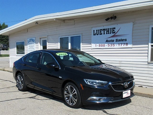 Used 2018 Buick Regal Essence w/ Driver Confidence Package #1 FWD image 4