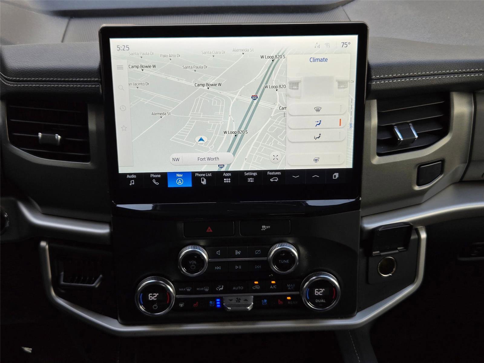 Used 2023 Ford Expedition XLT RWD image 18