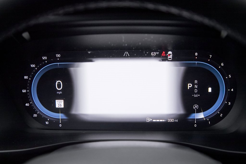 Used 2023 Volvo XC40 B5 Ultimate w/ Protection Package Premier image 14