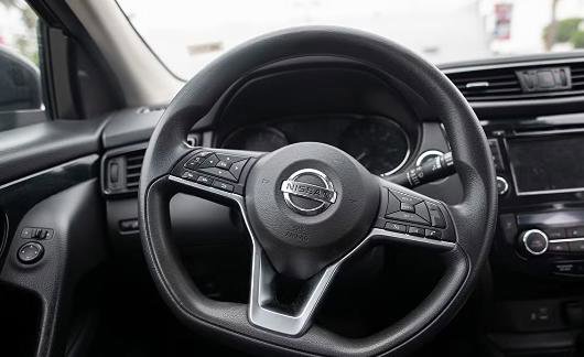 Used 2019 Nissan Rogue Sport SV FWD image 12