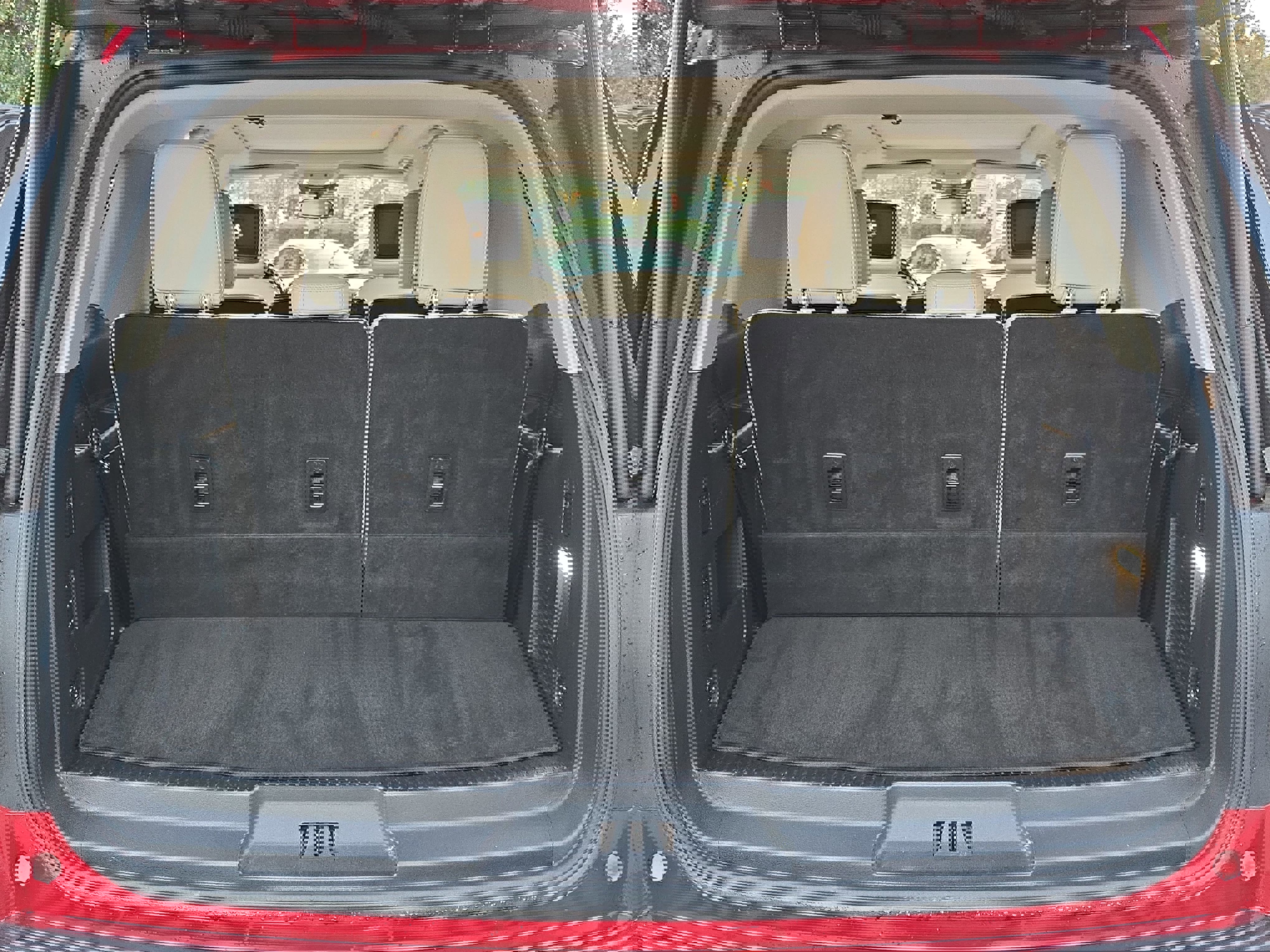 Used 2019 Ford Expedition Platinum image 13