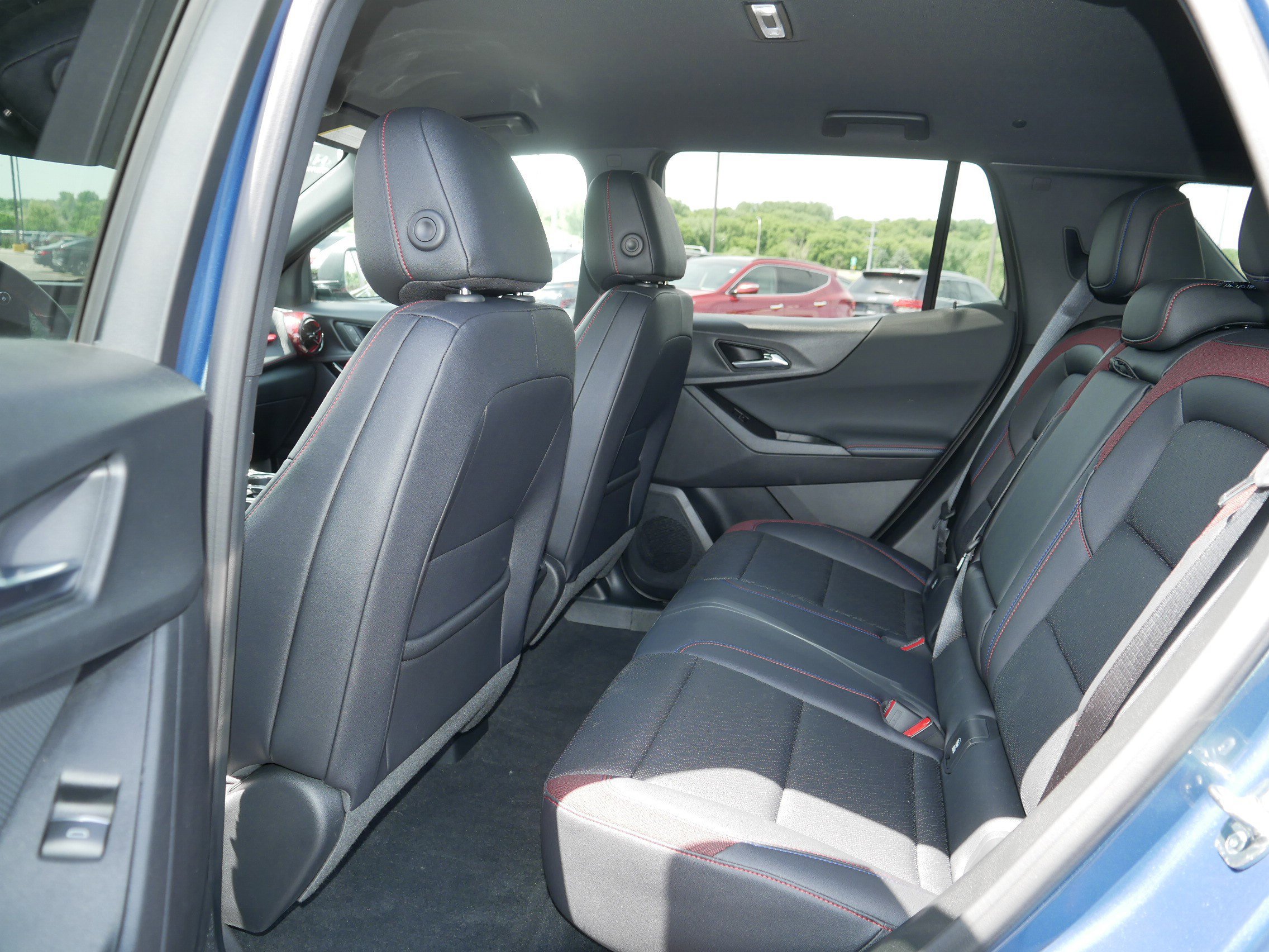 Used 2026 Chevrolet Equinox RS w/ Safety and Technology Package AWD/4WD image 16