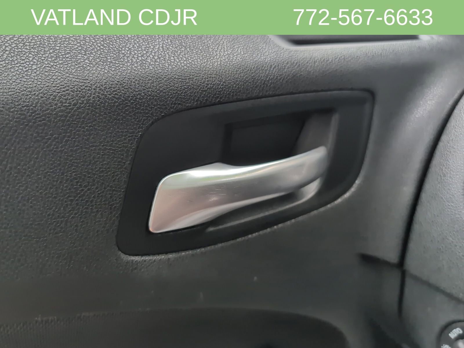 Used 2018 Dodge Charger SXT w/ Blacktop Package image 15