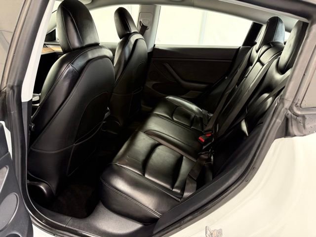 Used 2021 Tesla Model 3 Standard Range Plus RWD image 17